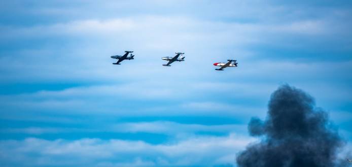 fighters-3733750_1920